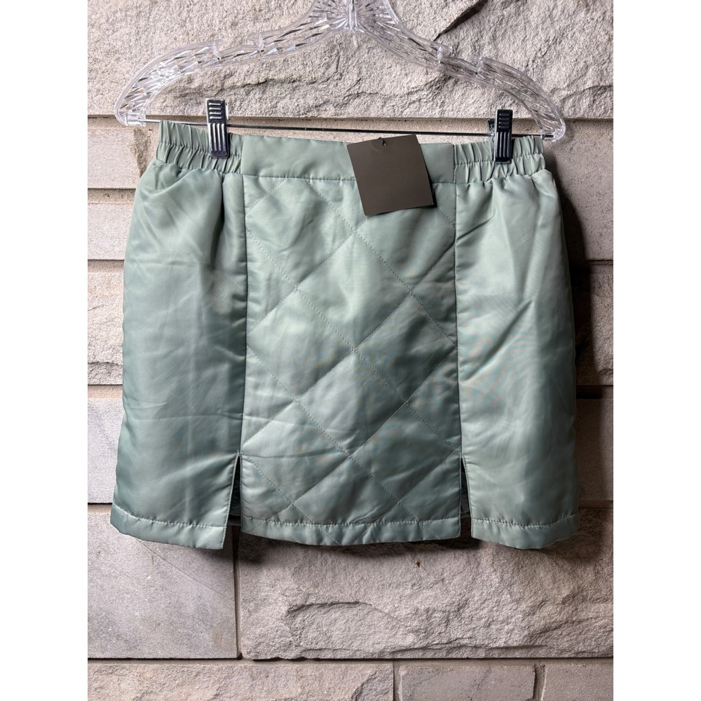 Le Lis Sage Green‎ Quilted Nylon Puffer Mini Skirt MS4545 Large NWT